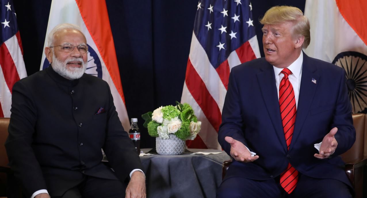 في أعقاب تعليق ترامب هذا وتقليله على ما يبدو من شأن التهديد الذي تشكّله الصين على الهند "جحظت عينا مودي من وقع المفاجأة"،