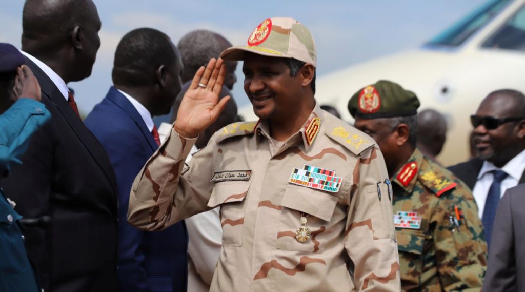 اللواء محمد حمدان دجالو ، نائب رئيس المجلس العسكري الانتقالي السوداني