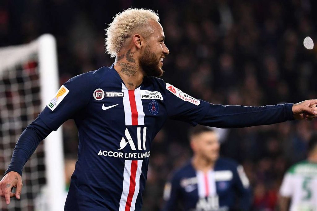 نيمار سيستمر مع باريس سان جيرمان (رويترز)