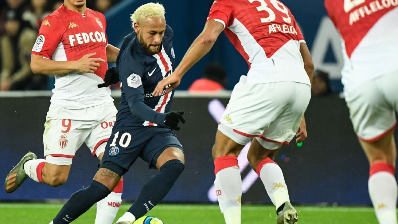 نيمار يشيد بخطة توخيل الهجومية.. وسليماني يؤكد تفوق نجوم الجزائر في أوروبا