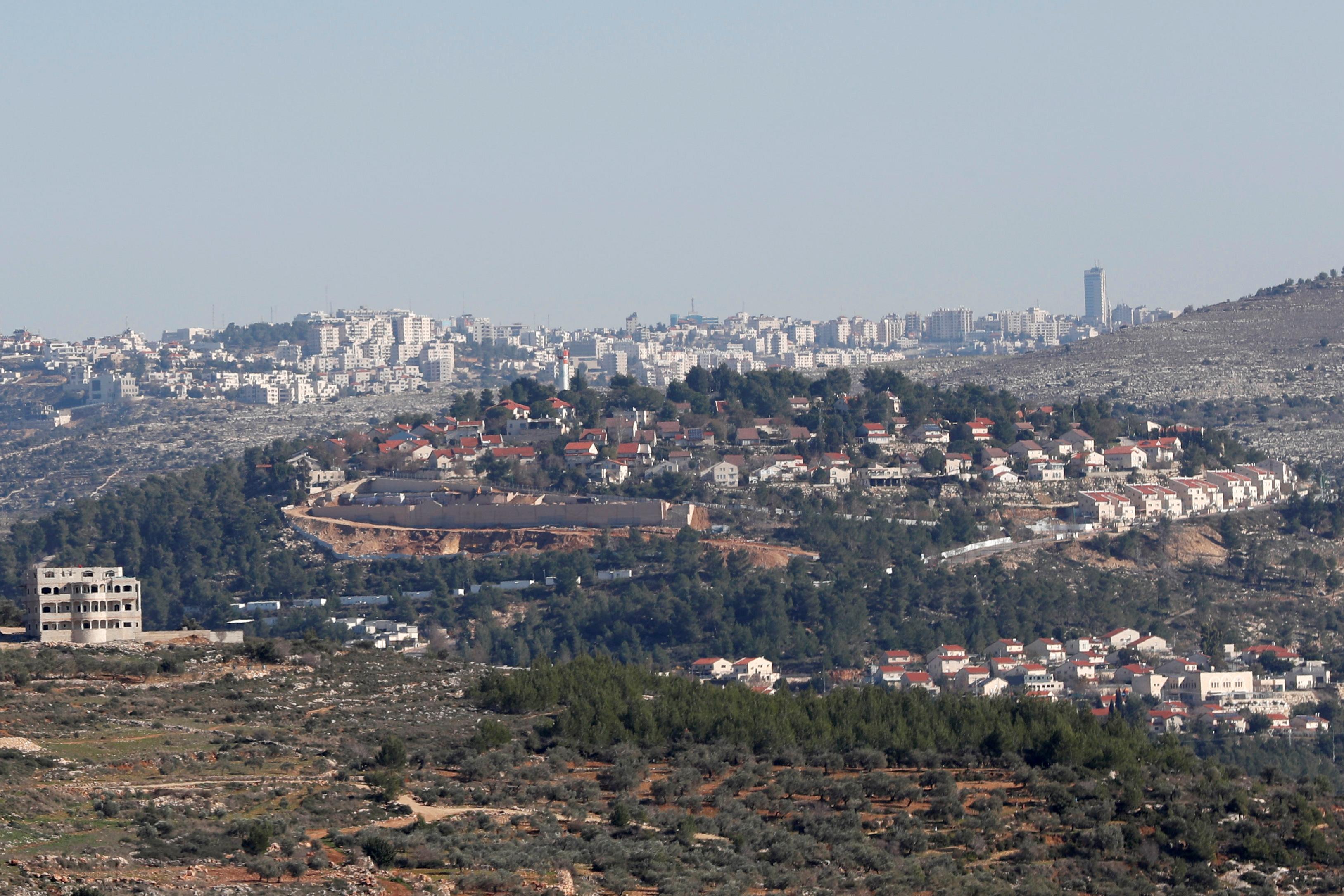 صفقة ترامب.. دولة فلسطين بلا علاقات دولية ولا سلطة محلية إلا بإذن تل أبيب، ومهمتها حفظ أمن إسرائيل ومصر والأردن