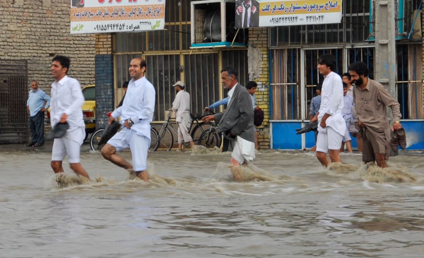 السيول تُغرق 400 قرية في إيران وتلحق أضراراً بأكثر من 20 ألف مسكن