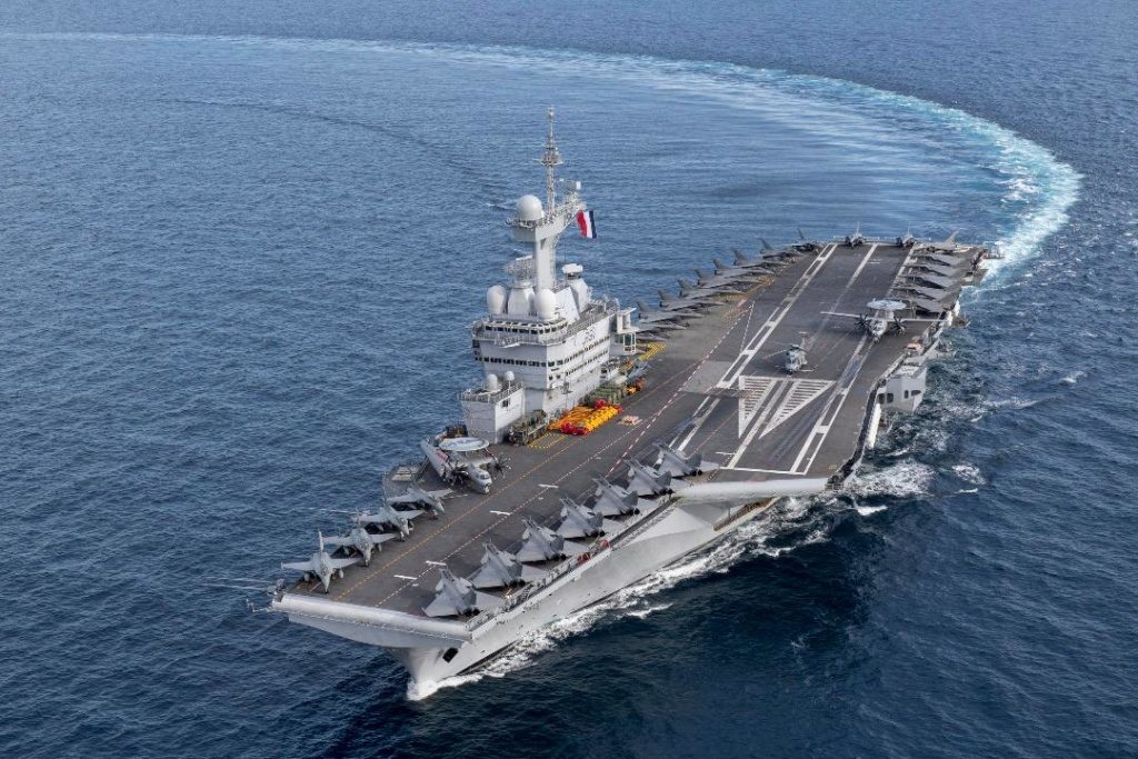 فتِّش عن صراع الغاز.. ماذا وراء إرسال فرنسا حاملة الطائرات «شارل ديغول» إلى شرق المتوسط؟