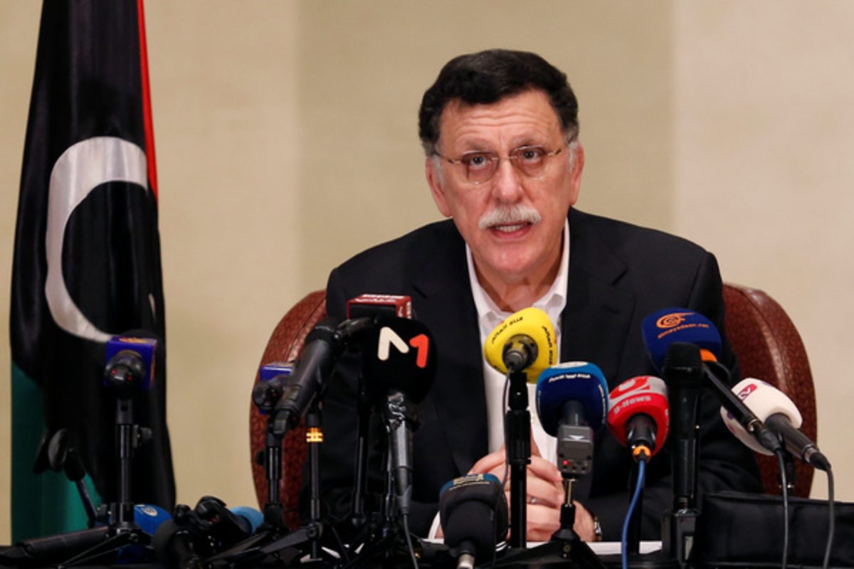 قبل ساعات من قمة برلين، السراج يدعو إلى نشر قوة عسكرية دولية في ليبيا لمواجهة هجمات حفتر