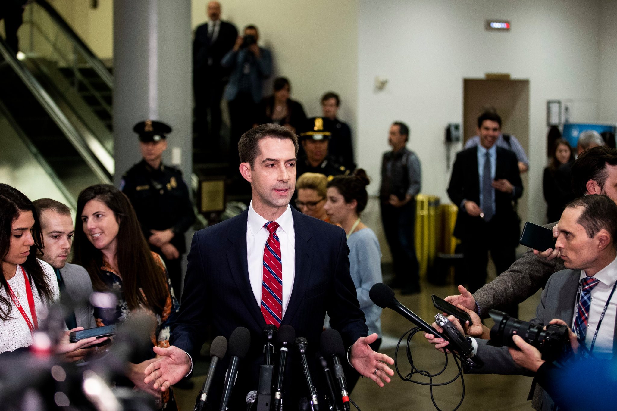 كيف تستغل واشنطن فيروس كورونا للضغط على الصين ولماذا يغرد ترامب خارج السرب؟