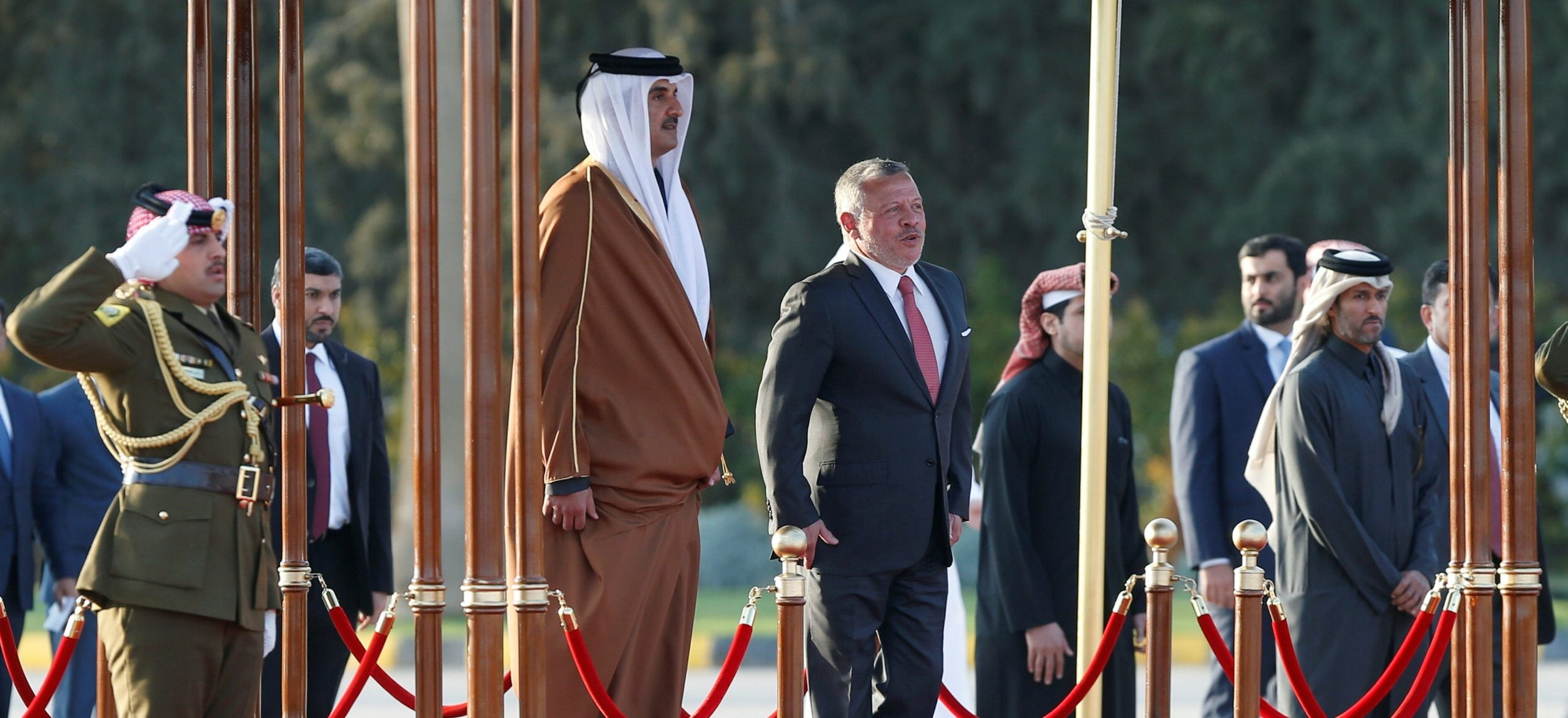 الأولى له منذ اندلاع أزمة الخليج قبل نحو 3 سنوات.. أمير قطر يزور الأردن في جولة عربية تضم تونس والجزائر