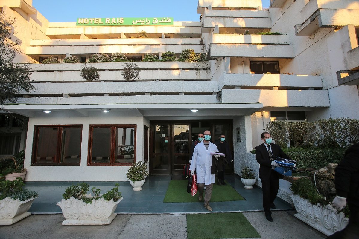 بعد إجلائهم من مدينة ووهان الموبوءة.. الجزائر تُنهي الحجر الصحي لـ43 شخصاً من 3 دول مغاربية