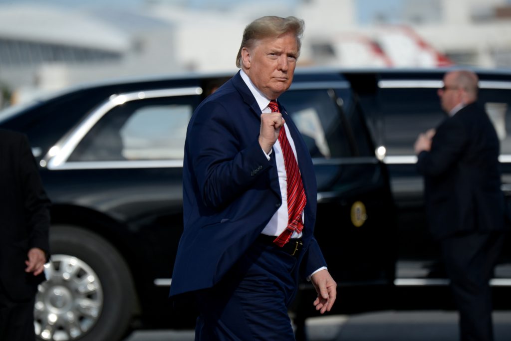 فوز فيلم كوري جنوبي بالأوسكار يثير سخط ترامب، وطاقم العمل يرد: لأنه عاجز عن قراءة الترجمة!