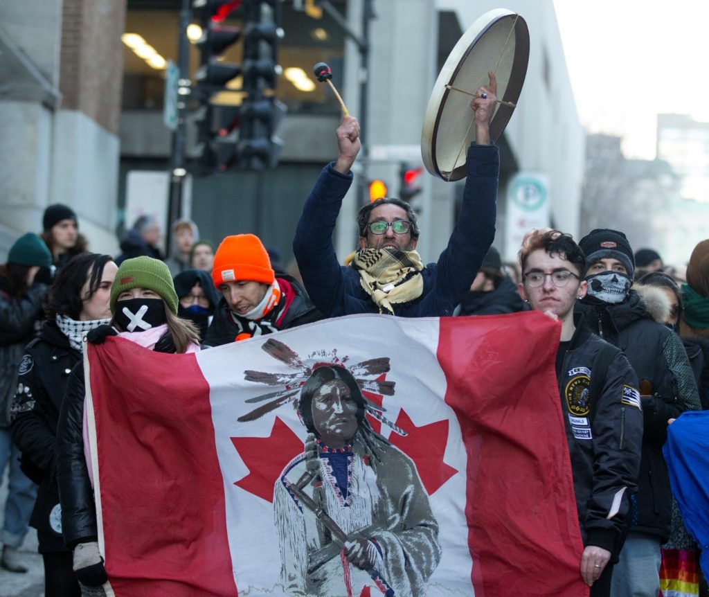 مواطنو ثاني أكبر بلد مساحة يعانون الفقر.. 3.2 مليون كندي يعيشون تحت خط الفقر