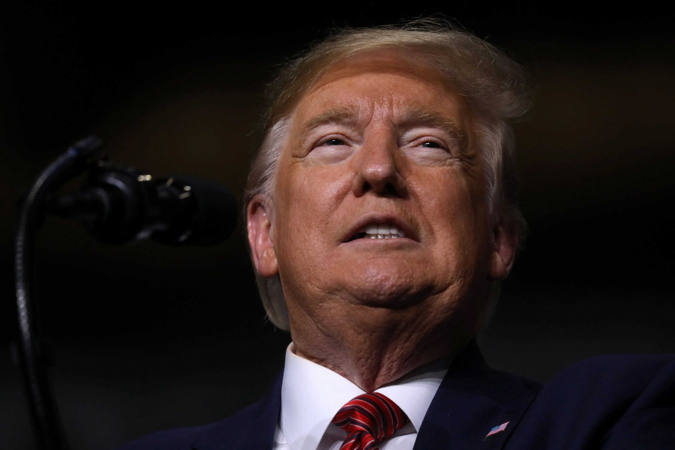 134 مسؤولاً أجنبياً زاروا عقاراته.. منظمة تكشف 3000 حالة تضارب مصالح حدثت مع ترامب