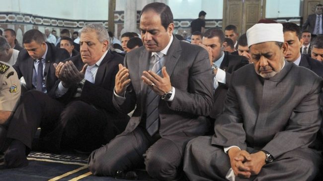 فصل الدين والسياسة وهم لكن خلطهما كارثة.. قراءة في كتاب “أساسيات في نظام الحكم في الإسلام”