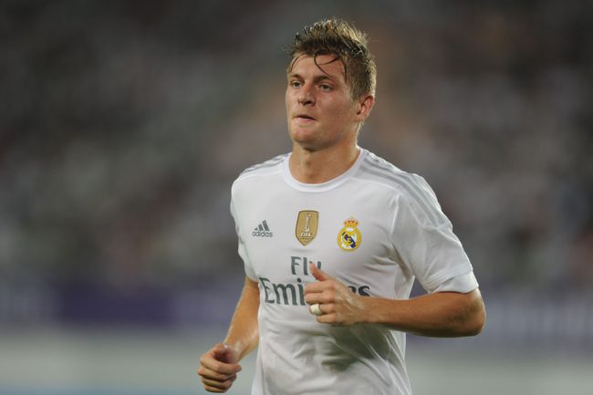 سخرية أم احتفاء؟.. توني كروس يثير الجدل بتغريدة غامضة عقب ديربي مدريد بالسعودية