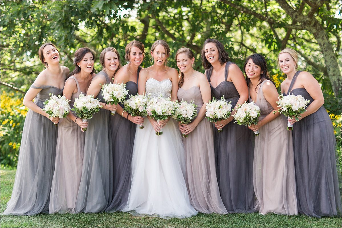 5 نصائح للحصول على أفضل فساتين وصيفات العروس