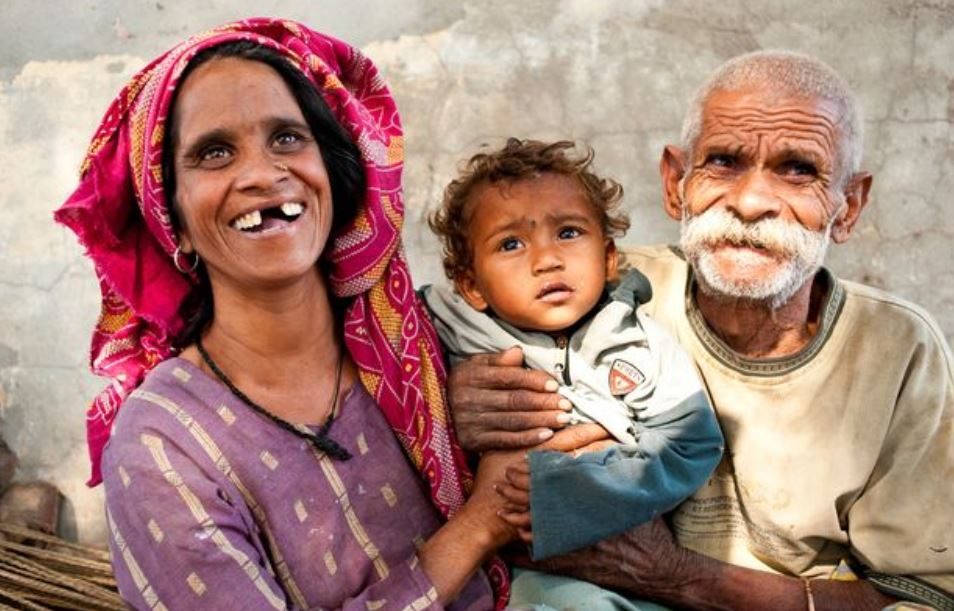 أكبر والدٍ في العالم يموت بحريق منزلي بعمر 104 أعوام.. أنجب طفله الأخير وهو في الـ96!