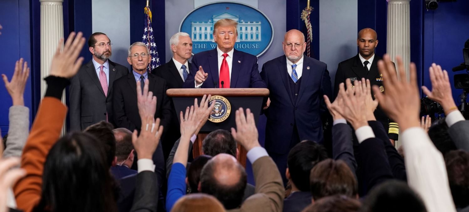 الرئيس الأمريكي ترامب يتحدث خلال مؤتمر صحفي حول تفشي فيروس كورونا في واشنطن