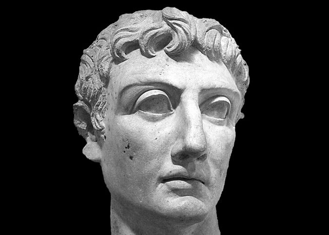  يوليوس قيصر 