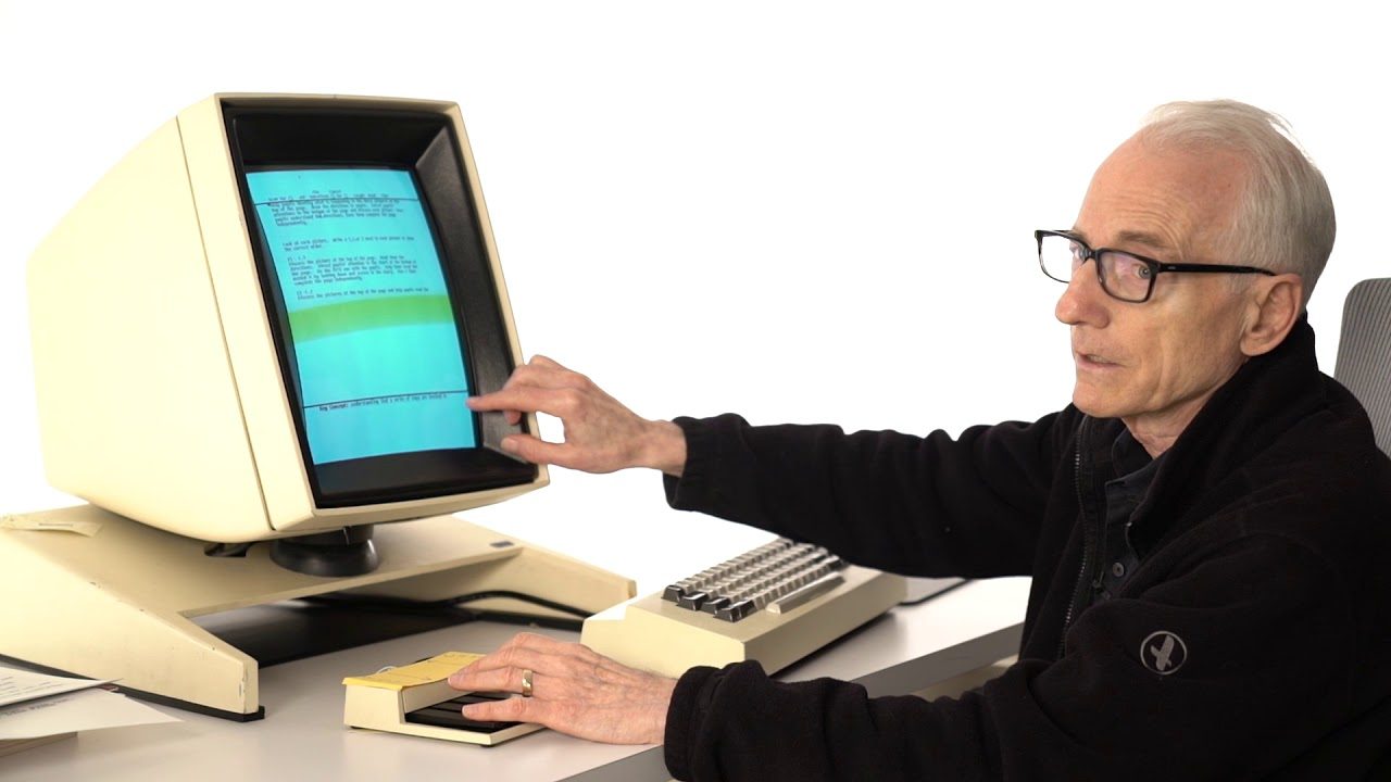 يوم عملكم بات أسهل بفضل لاري تيسلر.. وفاة عالم الكمبيوتر الذي ابتكر تقنية «النسخ واللصق» في الحاسوب