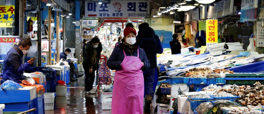 هل سيُؤدي فيروس كورونا إلى ركودٍ اقتصادي؟ قصات الشعر ستُجيبك عن هذا السؤال