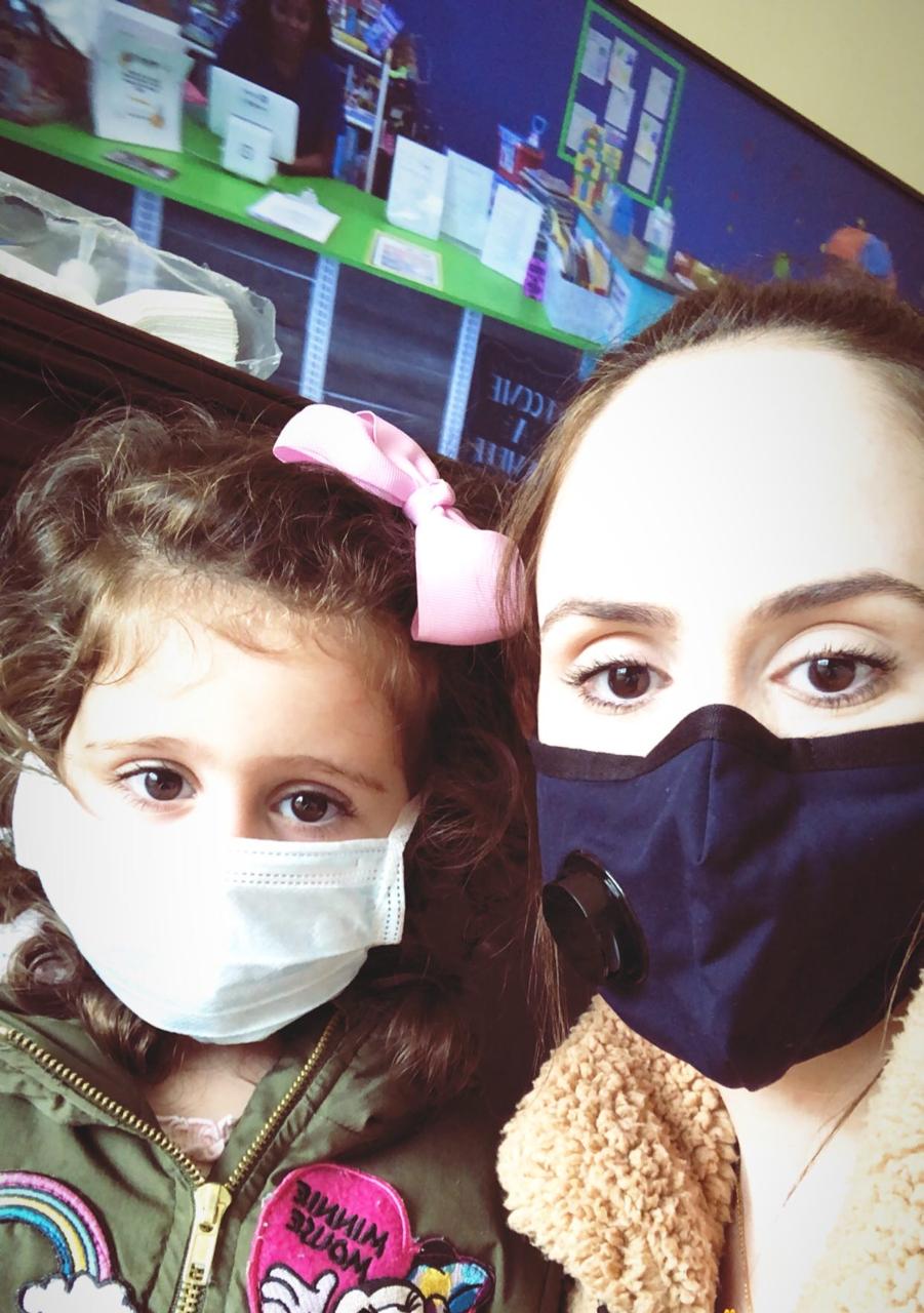 أنا «هنا» سيدة أردنية وأم لطفلة.. أعيش الآن في الحجر الصحي بالأردن