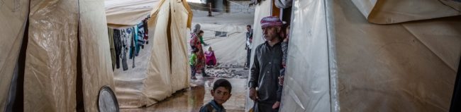 غسيل الأيدي والتباعد لمواجهة كورونا.. ماذا عن النازحين السوريين إذن؟