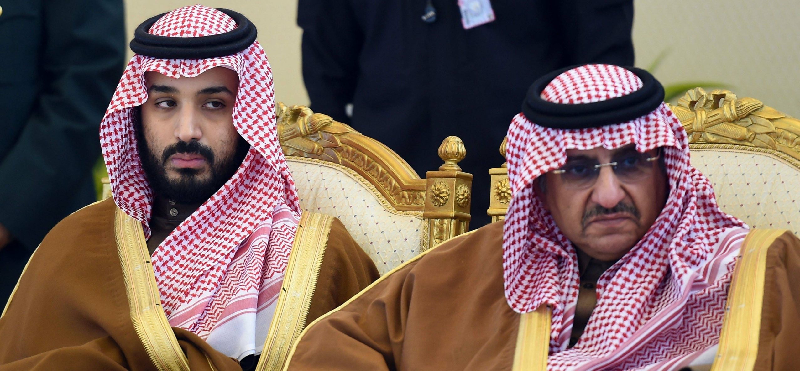 أحدهما عارض الأمير محمد ودعمته الأسرة لتولي السلطة! تفاصيل جديدة عن اعتقال شقيق الملك سلمان وابن أخيه