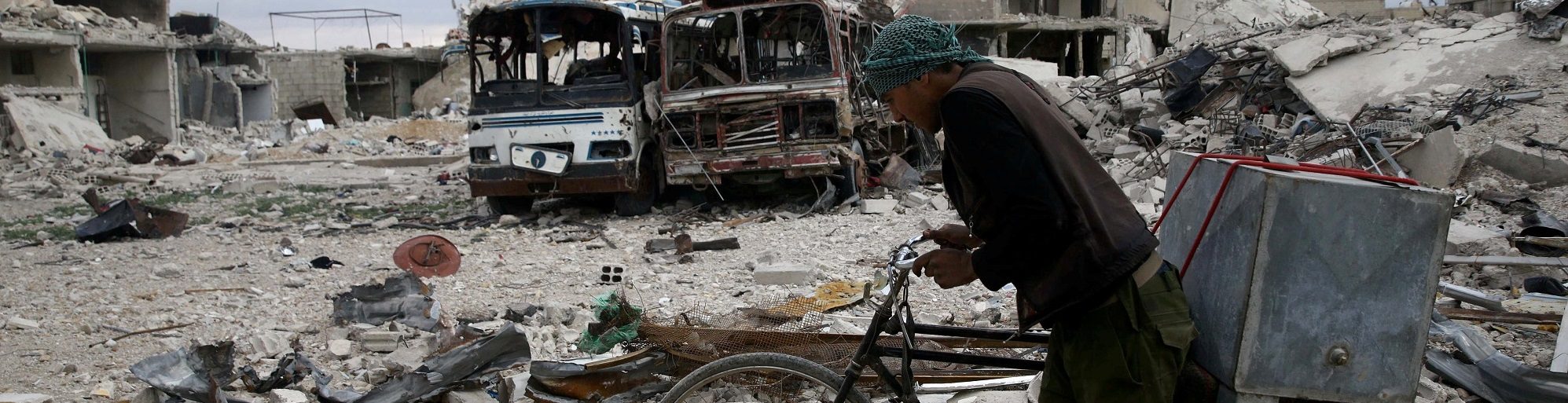 جيوش تتنافس عليها والمدنيون يدفعون الثمن.. كيف تبدو سوريا مع دخول الثورة عامها العاشر؟