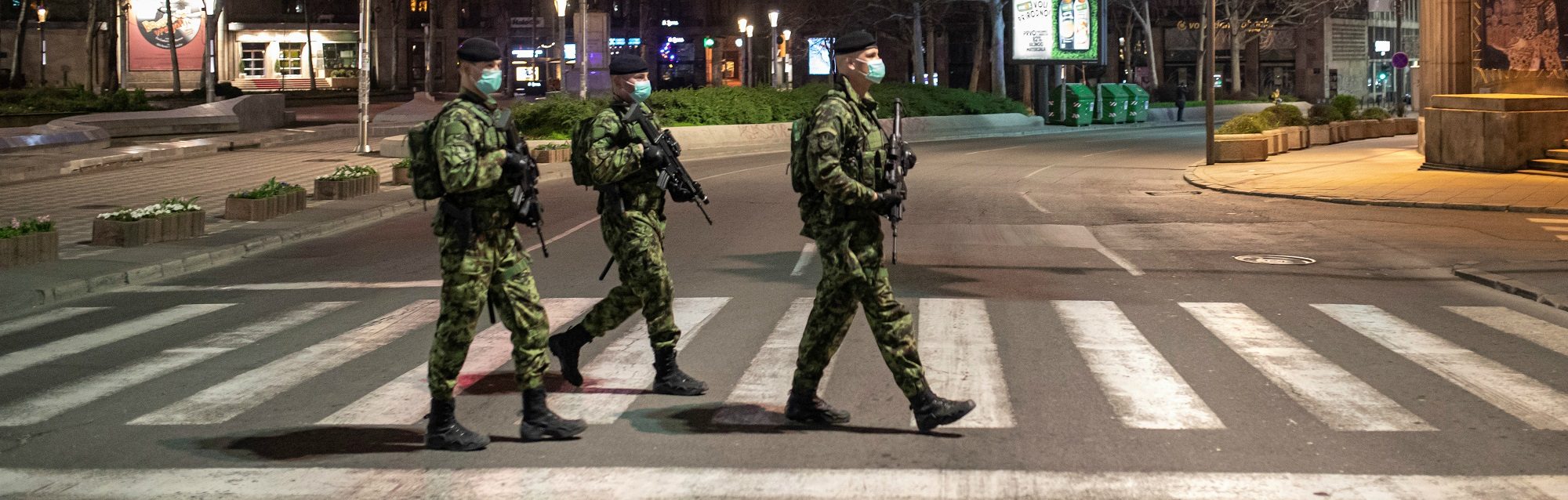 العالم في “حالة حرب”.. كورونا يتسبب بخسائر في الأرواح وكوارث اقتصادية لا مثيل لها