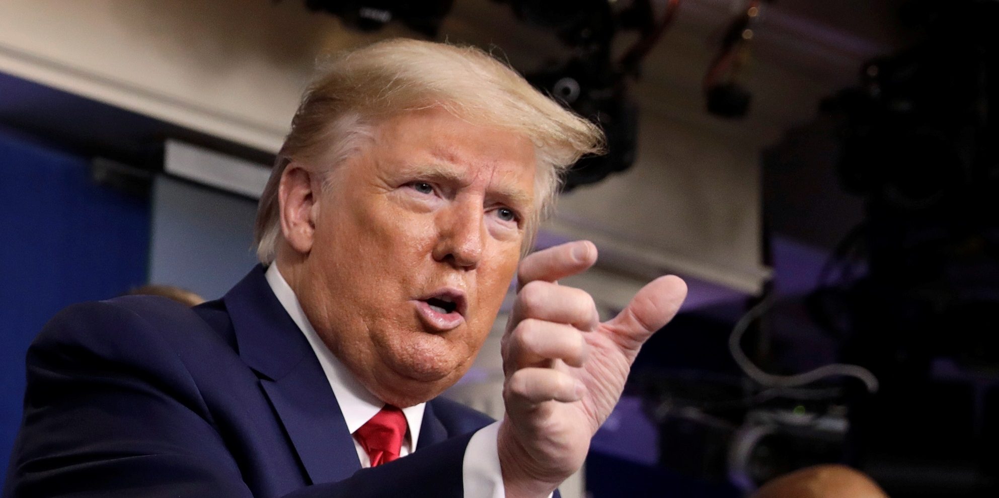 أمريكي يموت بسبب حديث ترامب عن دواء لمواجهة كورونا! حياته انتهت بعد دقائق من ابتلاعه