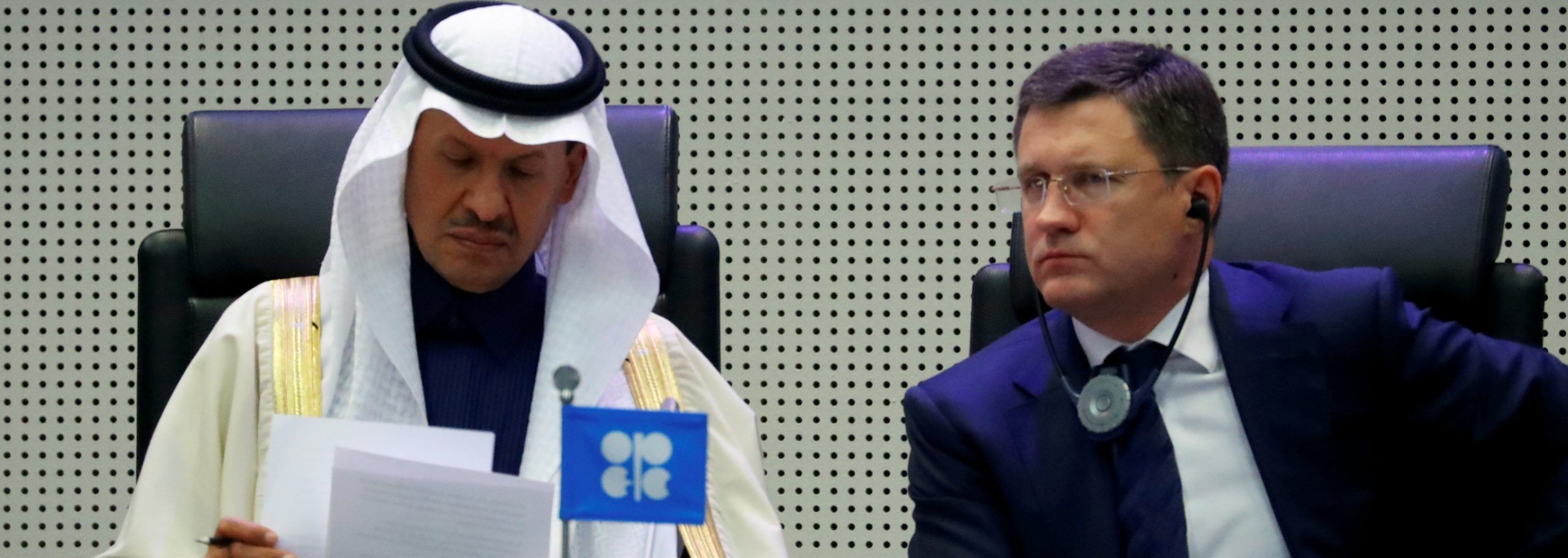 أسعار النفط نحو الانهيار مع تداعي اتفاق أوبك.. والمنظمة: نتجه لأسوأ الأزمات في تاريخ النفط