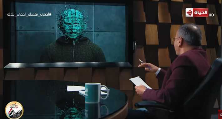 على طريقة "القرموطي".. استضافة "كورونا" في برنامج أمريكي شهير