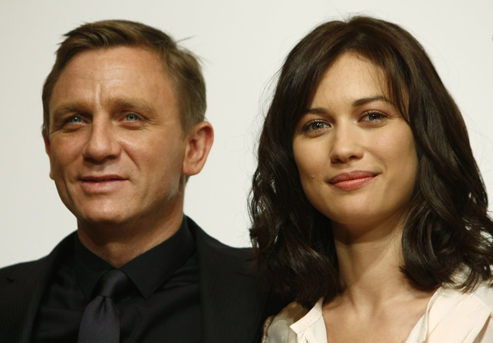 ضحية جديدة من مشاهير هوليوود.. نجمة “جيمس بوند” أولغا كوريلينكو تصاب بكورونا