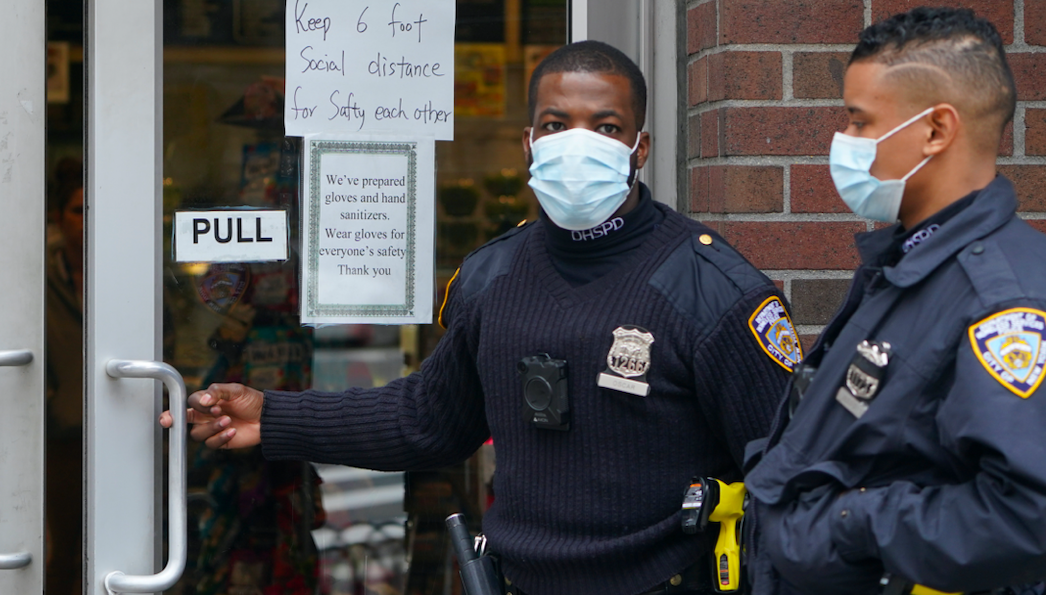 أمريكي خطط لتفجير مستشفى بسبب ضجره من إجراءات مكافحة كورونا! وFBI: عنصري أراد اقتحام مواقع دينية