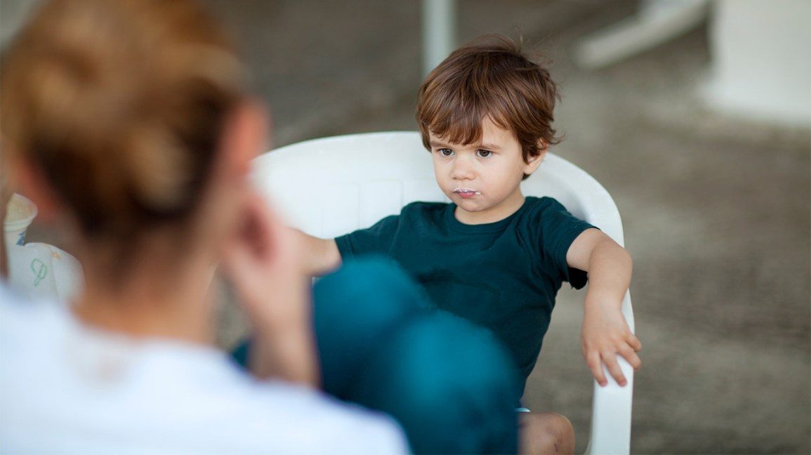 هل تحدثت مع أطفالك عن فيروس كورونا، ماذا يمكنك أن تقول لهم دون أن تصيبهم بالذعر؟