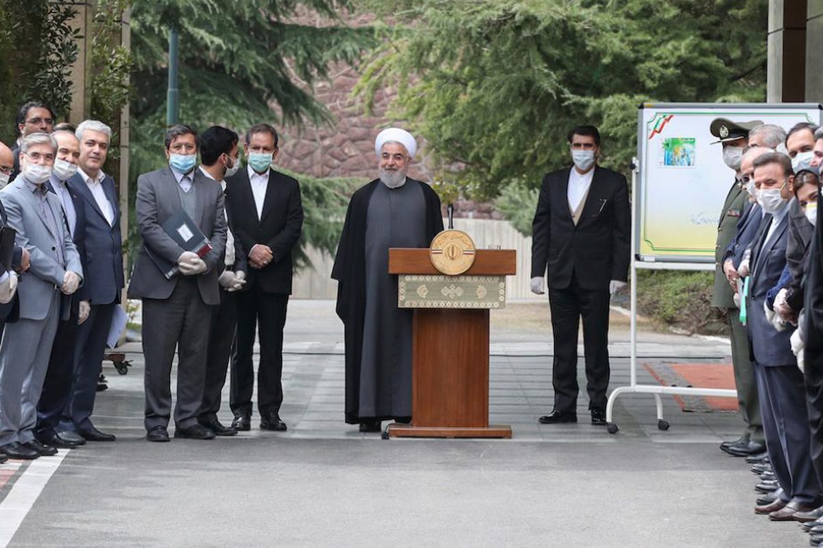 لأول مرة منذ 6 عقود تطلب قرضاً دولياً.. هل ينهار اقتصاد إيران تحت وطأة كورونا؟