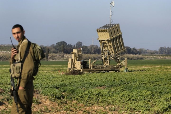 نظام القبة الحديدية الإسرائلي يفشل في التصدي لصواريخ المقاومة الفلسطينية/رويترز