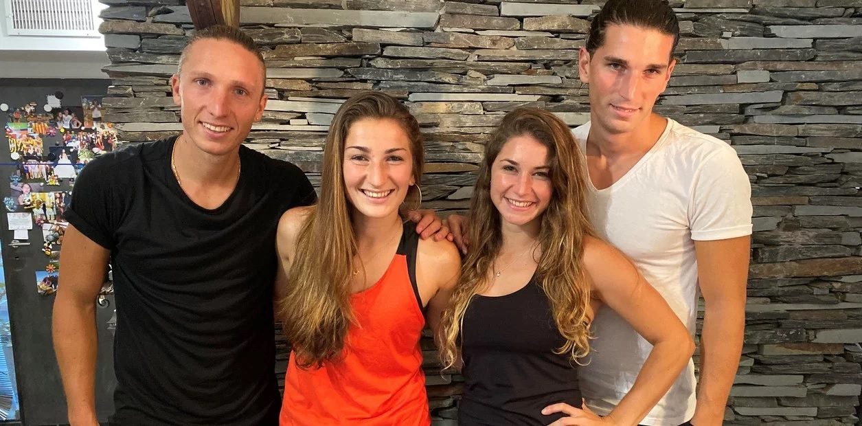 ظاهرة رياضية غير مسبوقة.. 4 أشقاء يدخلون التاريخ في الأرجنتين بسبب كرة القدم