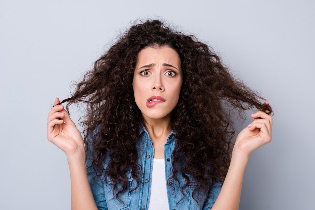 أفضل وأرخص أنواع منعم الشعر.. تصلح التلف وآثار الحرارة