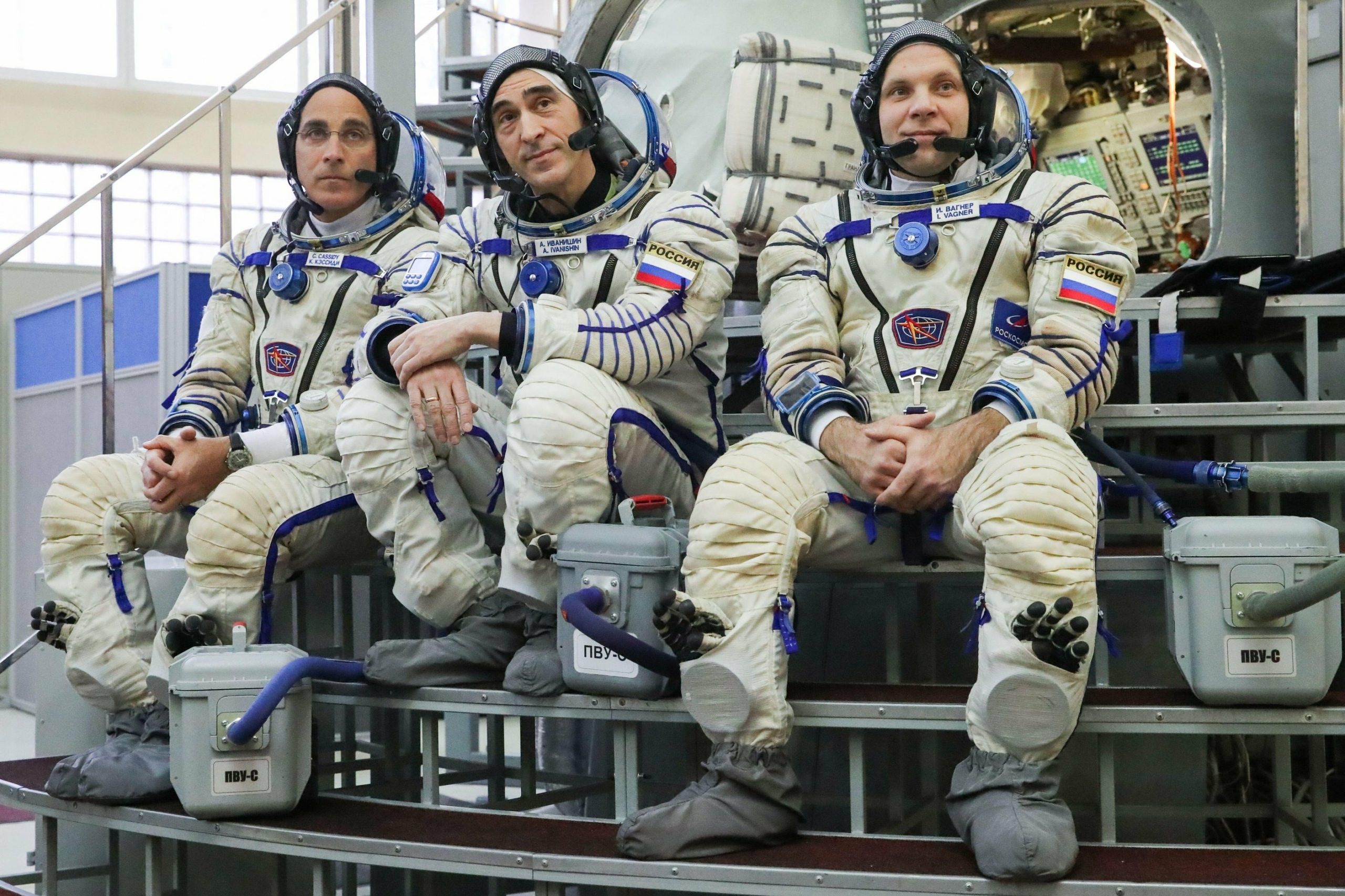 خوفاً من نقل كورونا خارج كوكب الأرض.. رواد الفضاء يخضعون للحجر الصحي