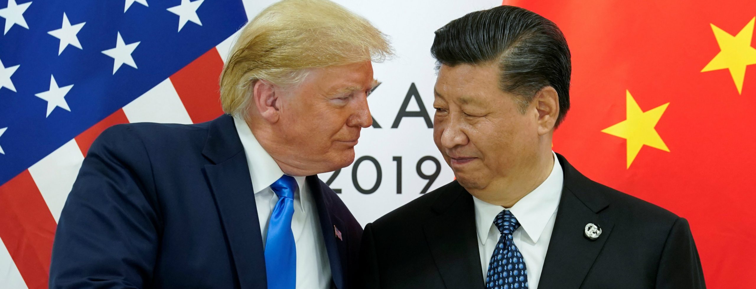 بين تشويه الحقائق وإخفائها.. كيف استخدم الرئيسان الأمريكي والصيني أزمة كورونا للترويج لنفسيهما؟