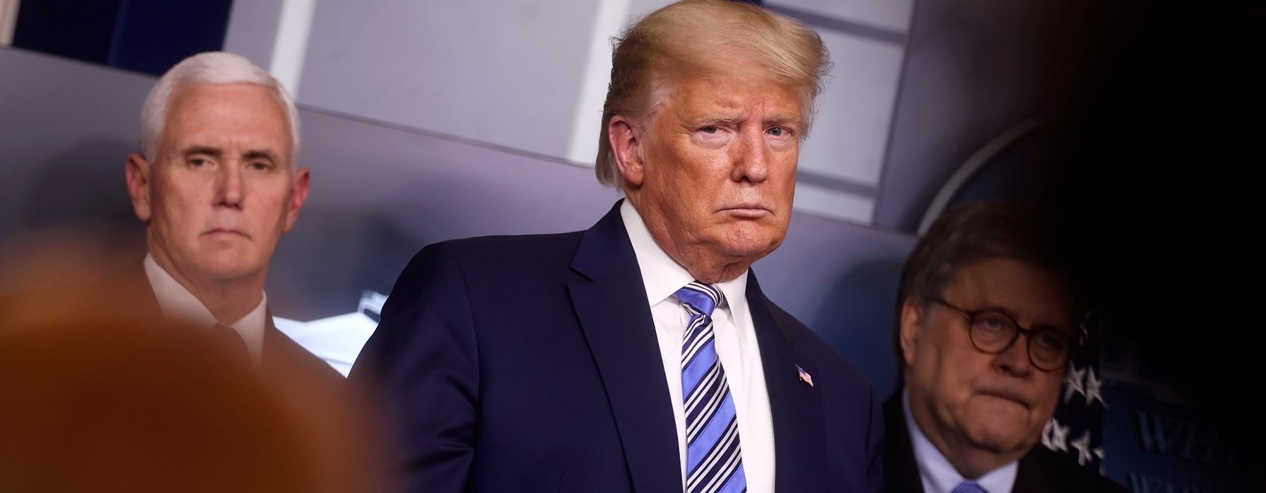 الاقتصاد أم البشر؟ كورونا يضع ترامب أمام خيارين كلاهما مرّ، لكنه قرر بالفعل