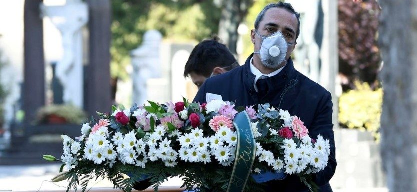 البلدة التي انتشر منها كورونا لبقية إيطاليا تتعافى ولكن لماذا يرفض سكانها الخروج من الحجر؟