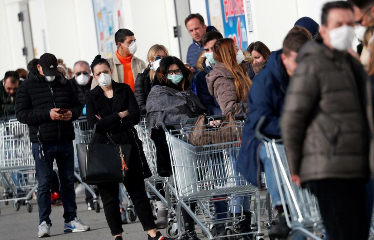 “المعكرونة” مقابل النفوذ.. كيف أصبحت مساعدة المافيا الإيطالية للفقراء سبيلاً لتوسعها؟