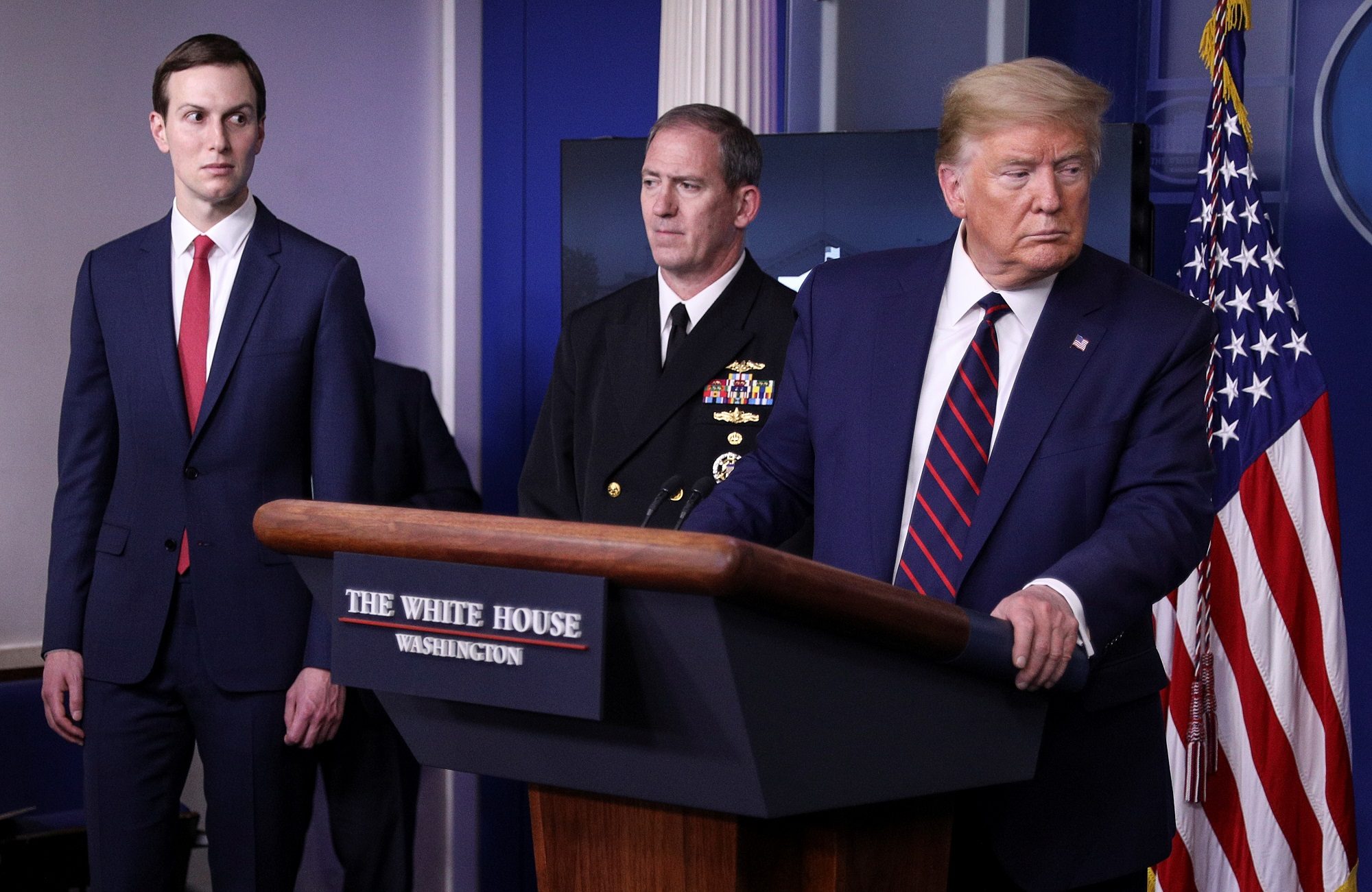 ترامب يُقصي ابنته إيفانكا وكوشنر! سيغيبان عن لجنة حساسة بالبيت الأبيض لإعادة إنعاش الاقتصاد