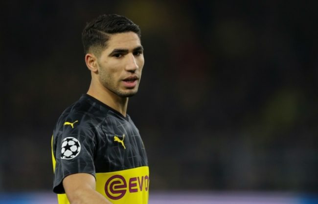 رغم تمسُّك الريال.. عملاق أوروبي ينضم للصراع على الفوز بخدمات حكيمي