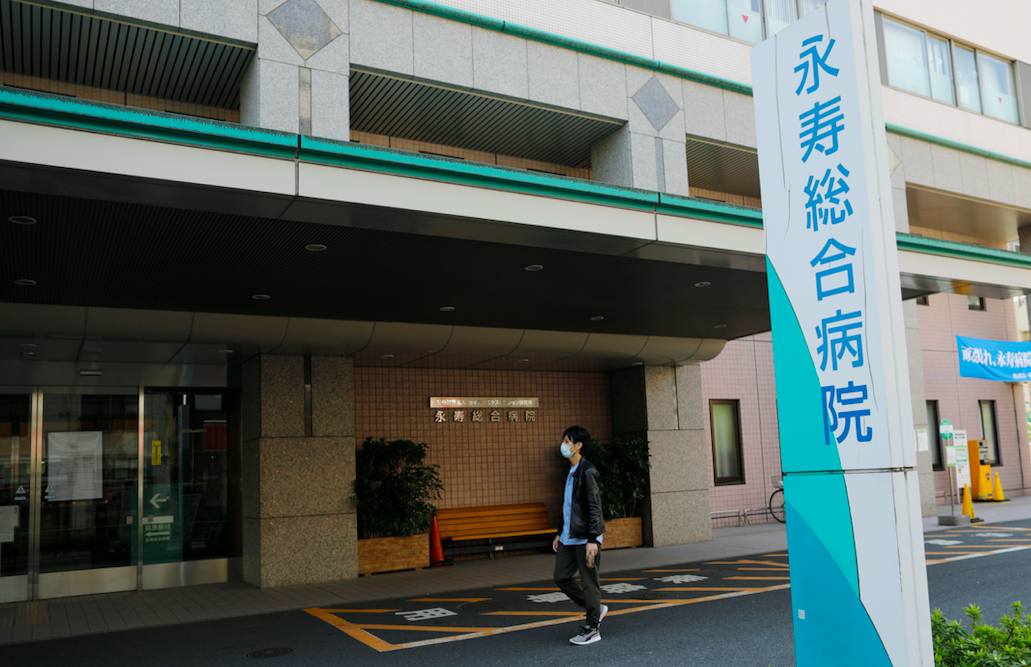 تجاهلوا الفيروس وأقاموا حفلاً بحضور 40 شخصاً.. أطباء متدربون في مستشفى بطوكيو يصابون بكورونا