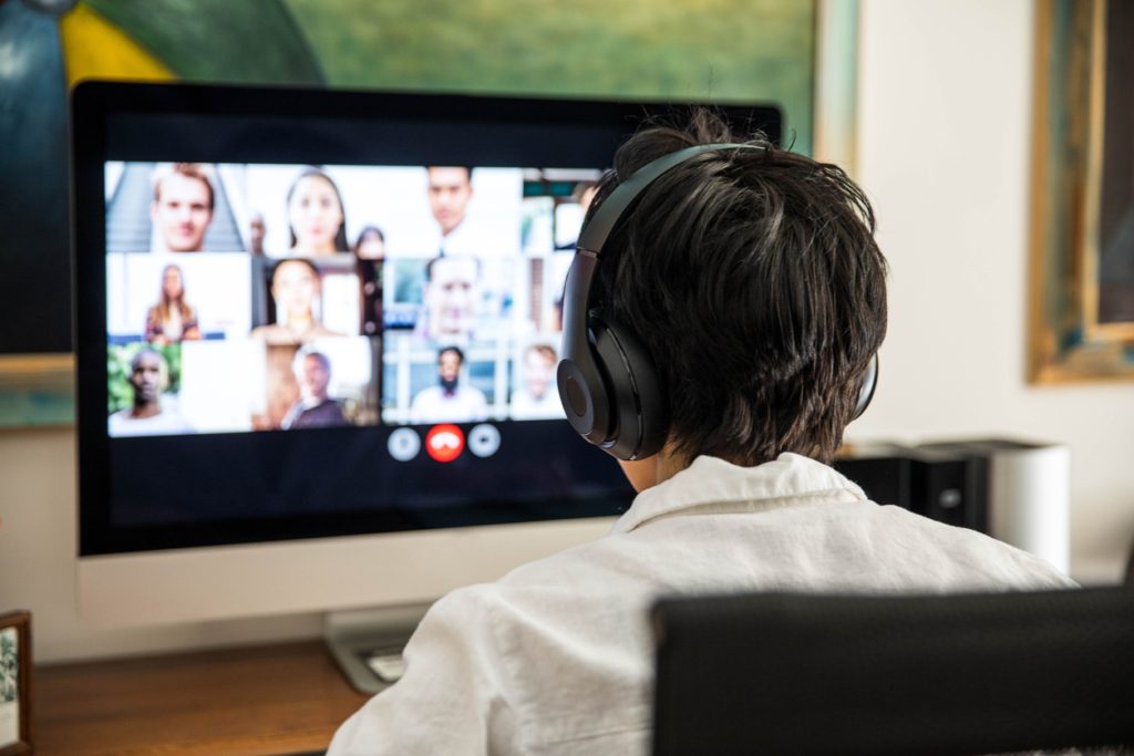 خصائص جديدة من Zoom