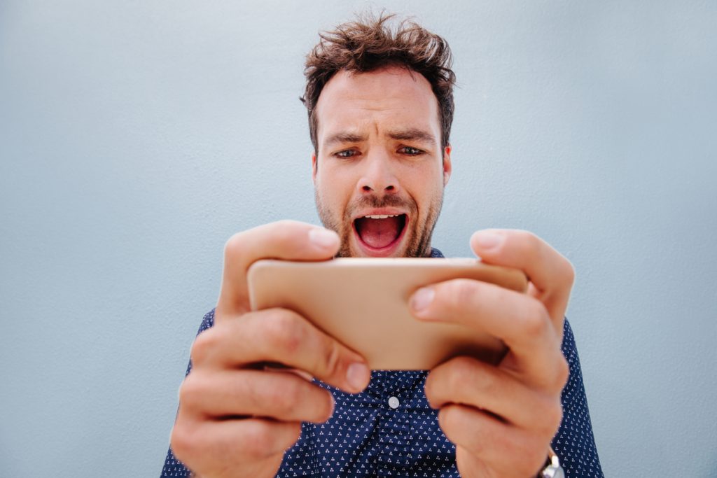 ألعاب على آيفون لا تحتاج الإنترنت