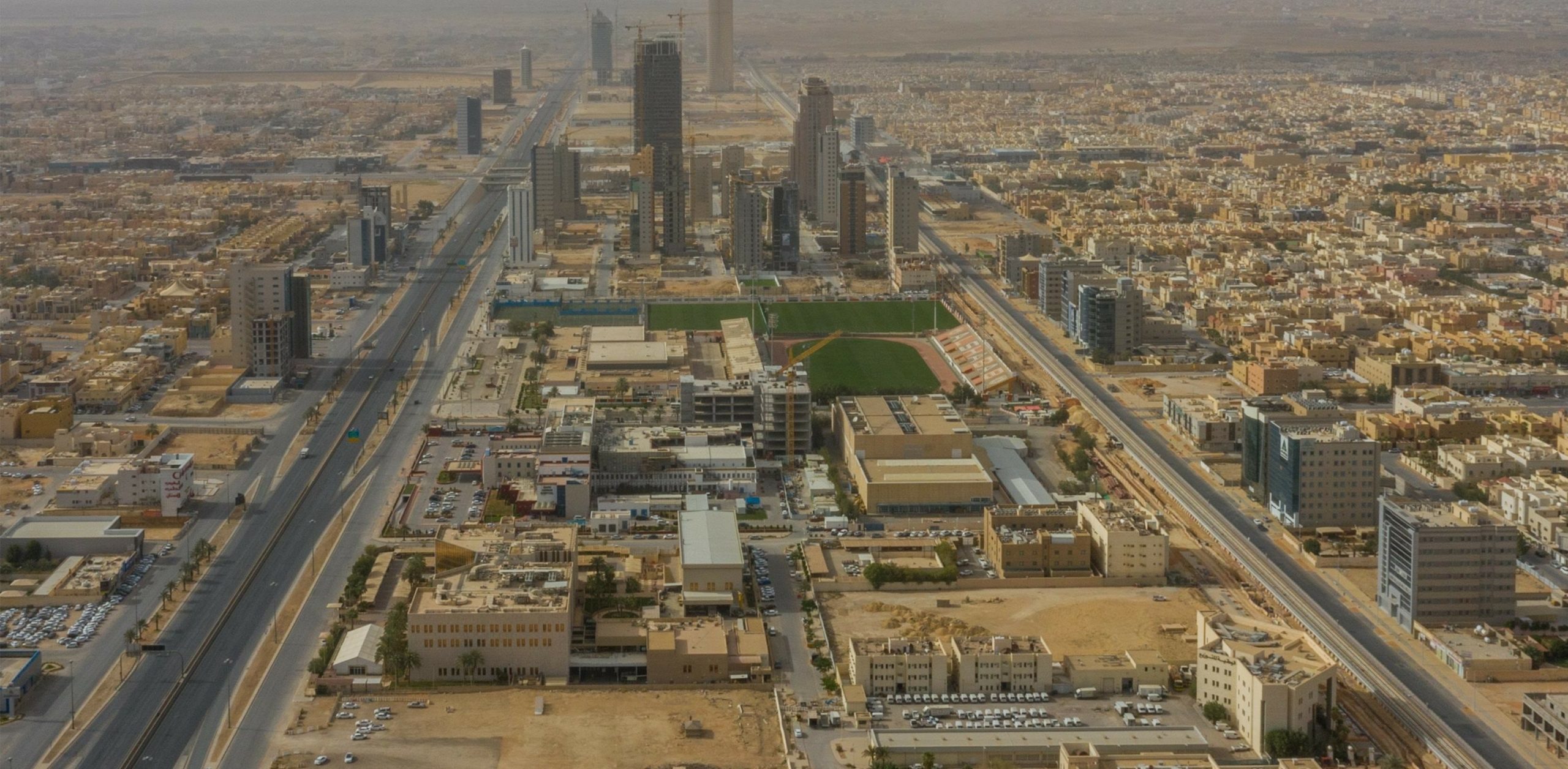 لمواجهة كورونا.. السعودية تفرض حظر تجوال كاملاً في العاصمة الرياض ومدن أخرى