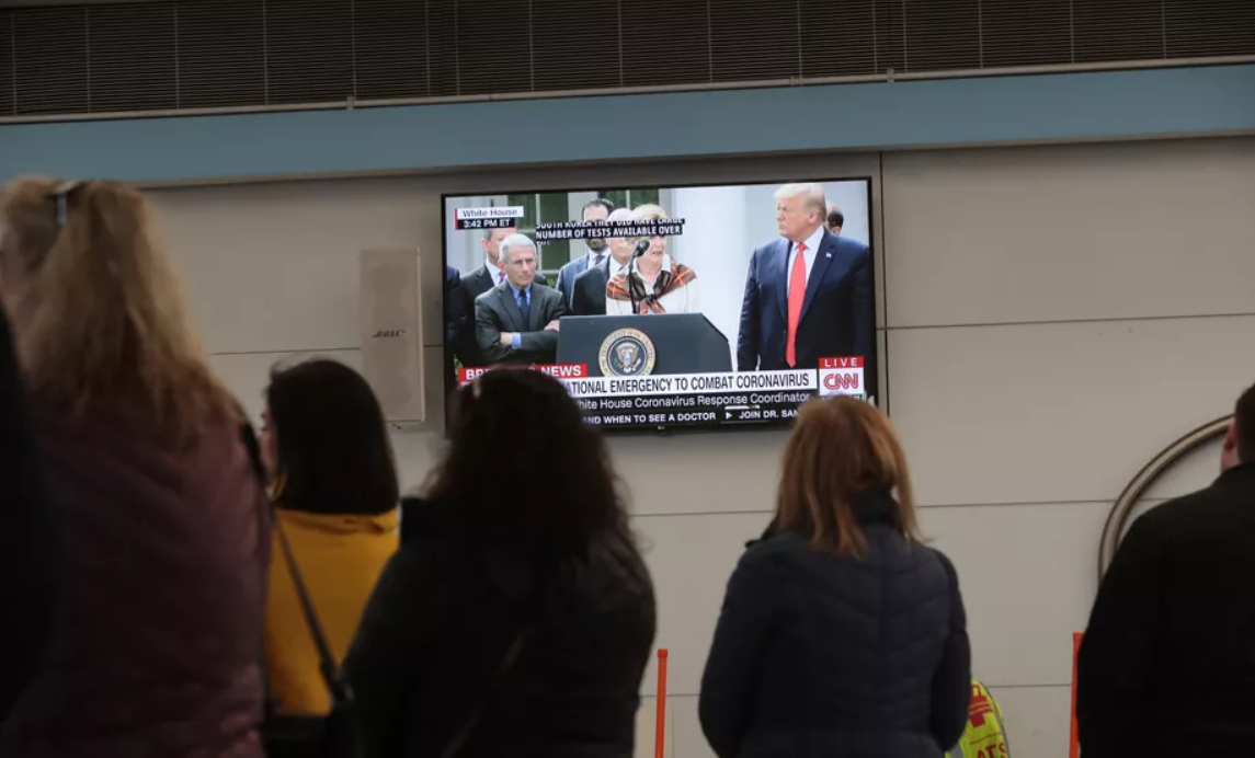 الحكومات البيروقراطية الكبيرة أم الحكومات الصغيرة.. أيهما الأفضل في مواجهة أزمة كورونا؟