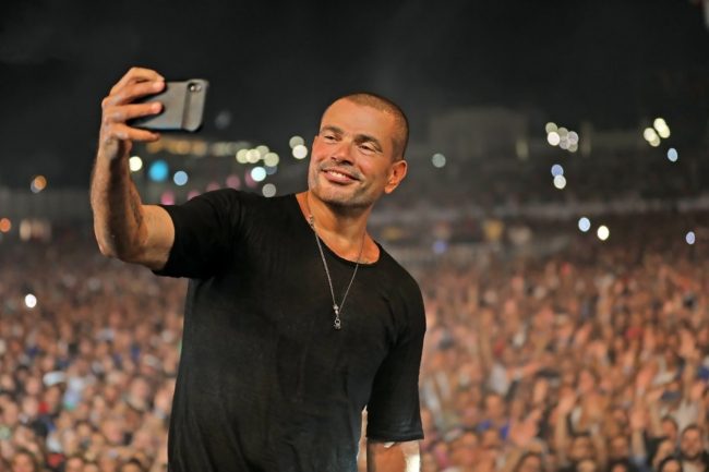 الفنان عمرو دياب في الأردن - الشبكات الاجتماعية